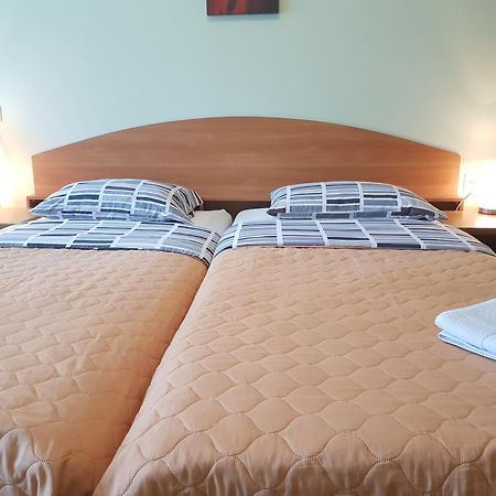 Valensija Otel Jūrkalne Oda fotoğraf